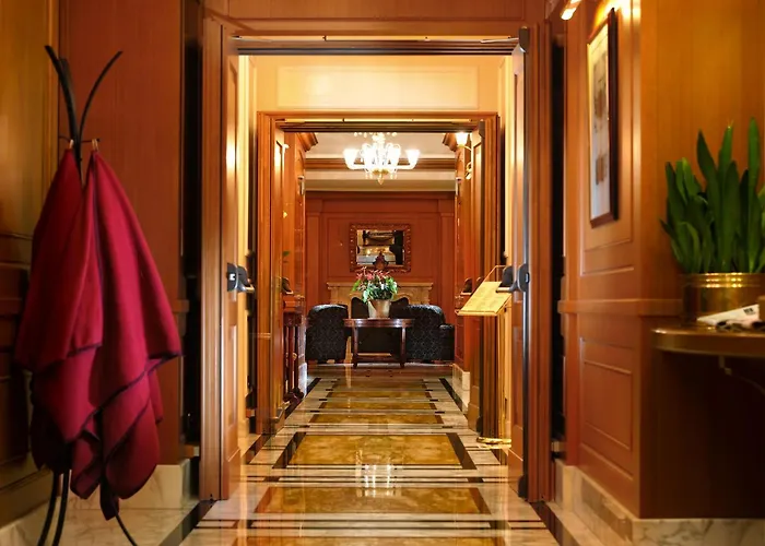 Manzoni 4* Milan