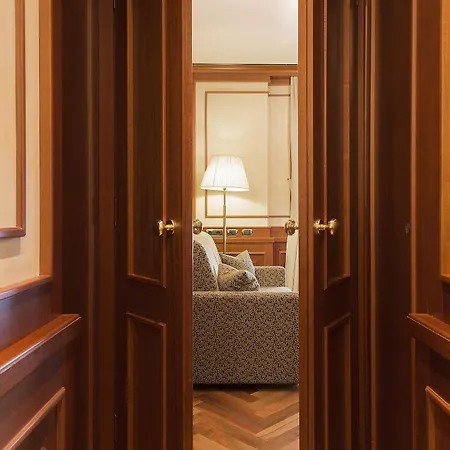 Manzoni Hotel 4*